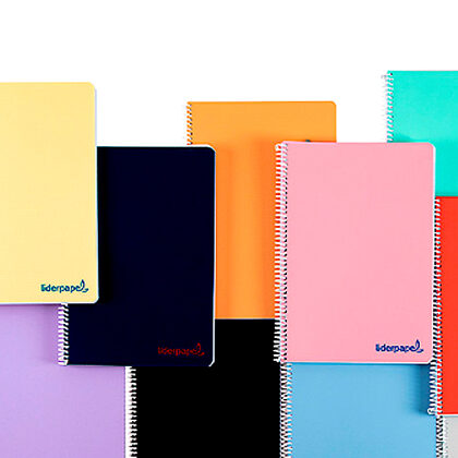 Libreta A4. Serie Wonder. Colores surtido. 80 hojas 90 gr. Cuadrícula: 4 mm.