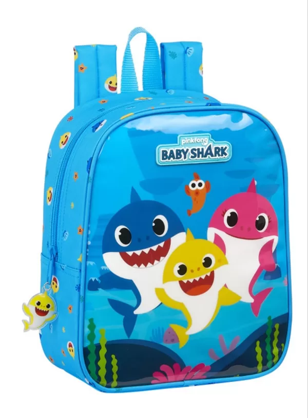 Mochila infantil Baby Shark. Adaptable a carro